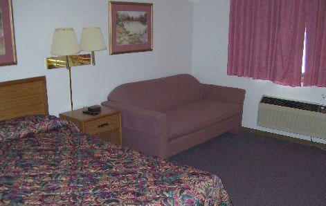 Americas Quality Inn & Suites - Finlayson Bilik gambar