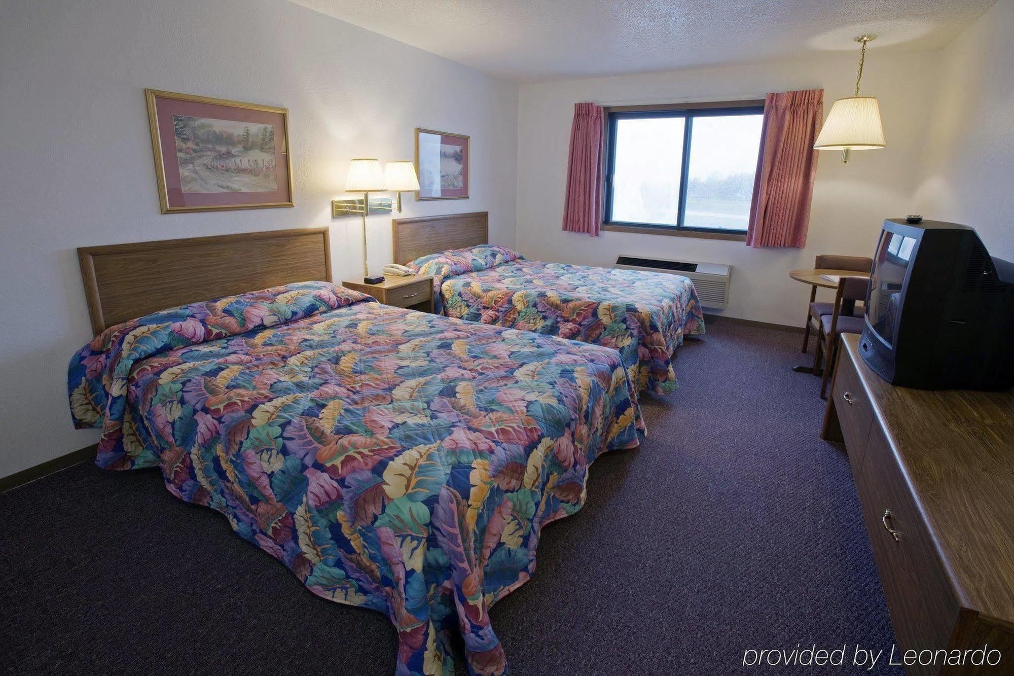 Americas Quality Inn & Suites - Finlayson Luaran gambar